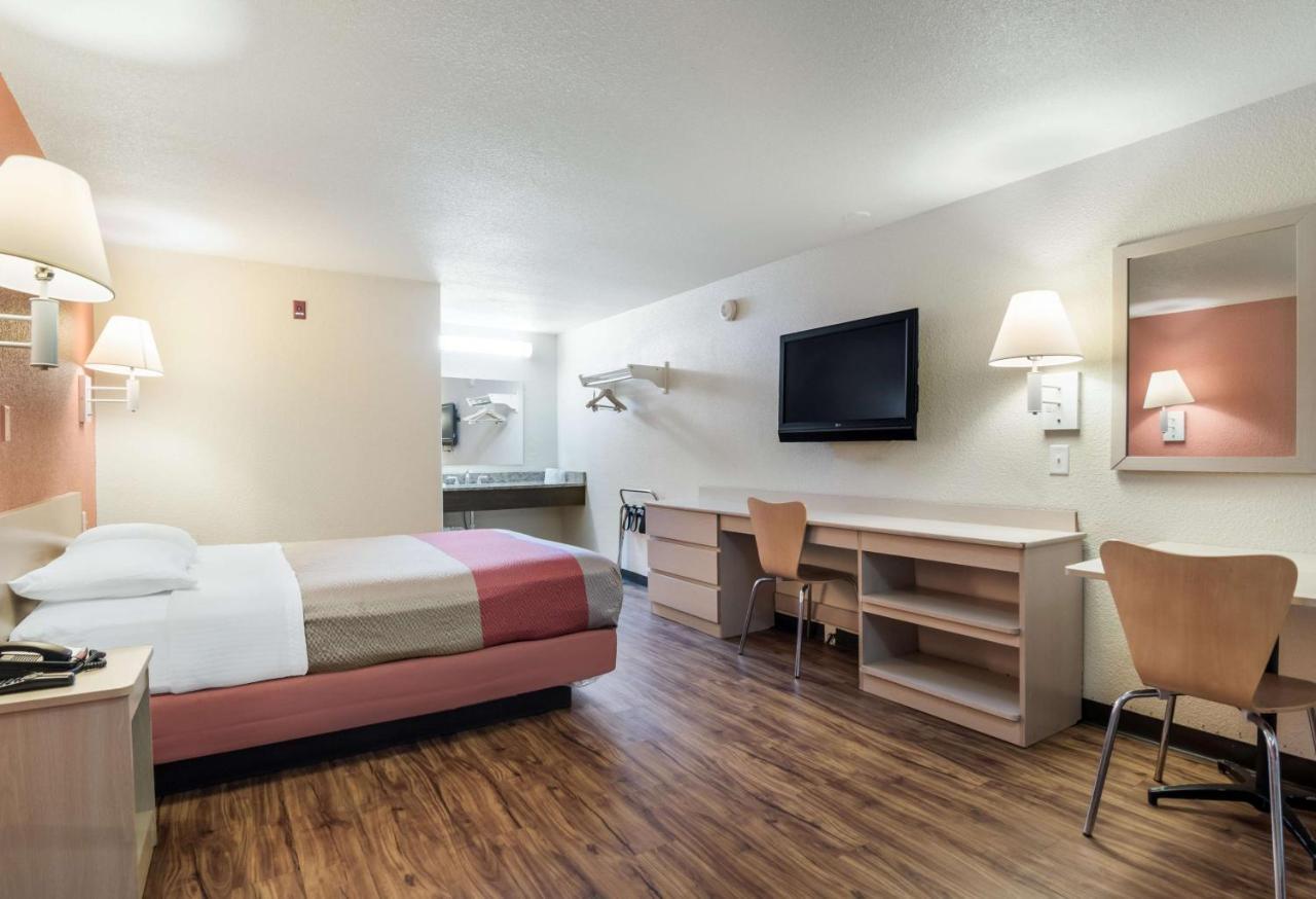 Motel 6-Newport News, Va Exterior photo